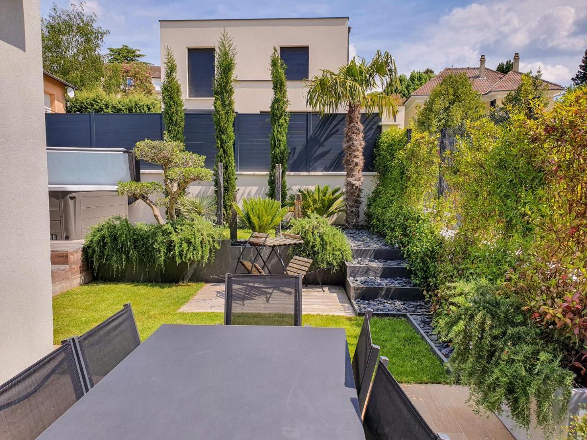 Exigehome - D'hote Avec Jacuzzi Et Jardin Paysage, Partage Orgeval (Yvelines)